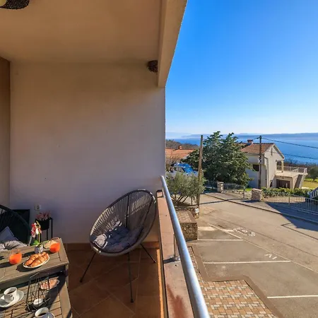 Appartement Ines With Sea View Jadranovo