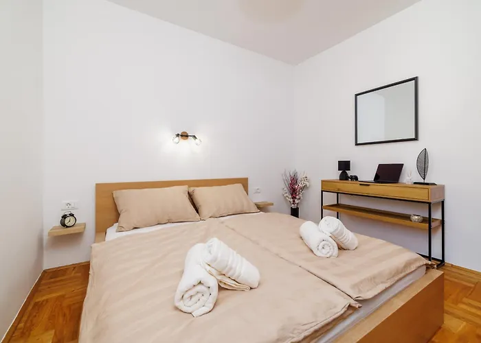 Ines With Sea View Apartman Jadranovo