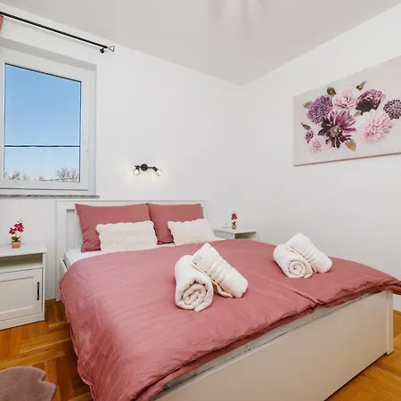 Apartment Ines With Sea View *