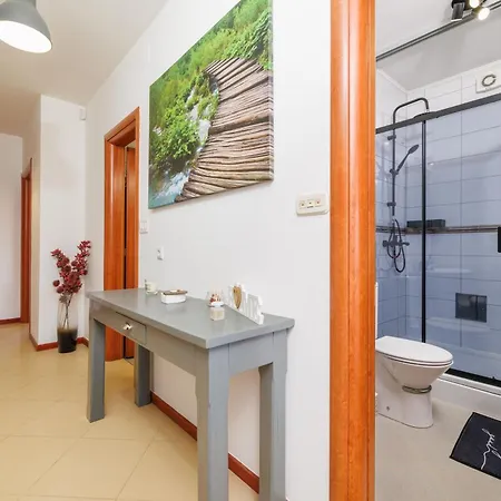 Apartment Ines With Sea View Jadranovo